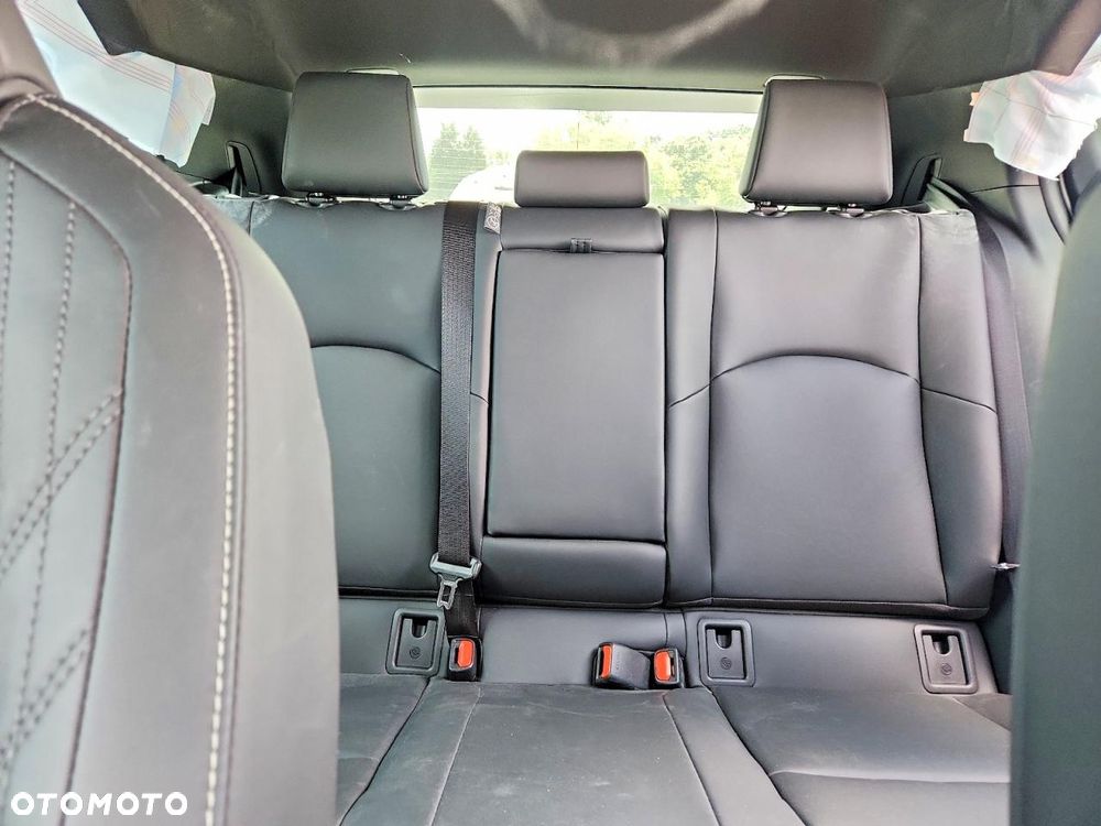 Lexus UX 300h Business - 11