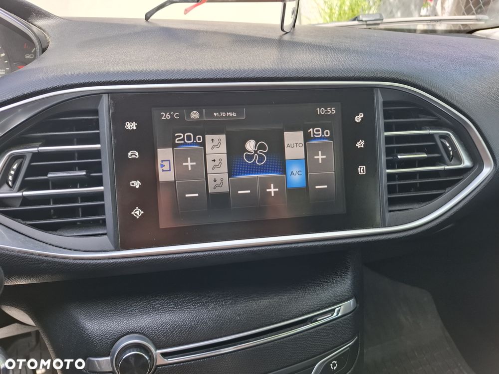 Peugeot 308 1.6 BlueHDi Allure S&S - 6