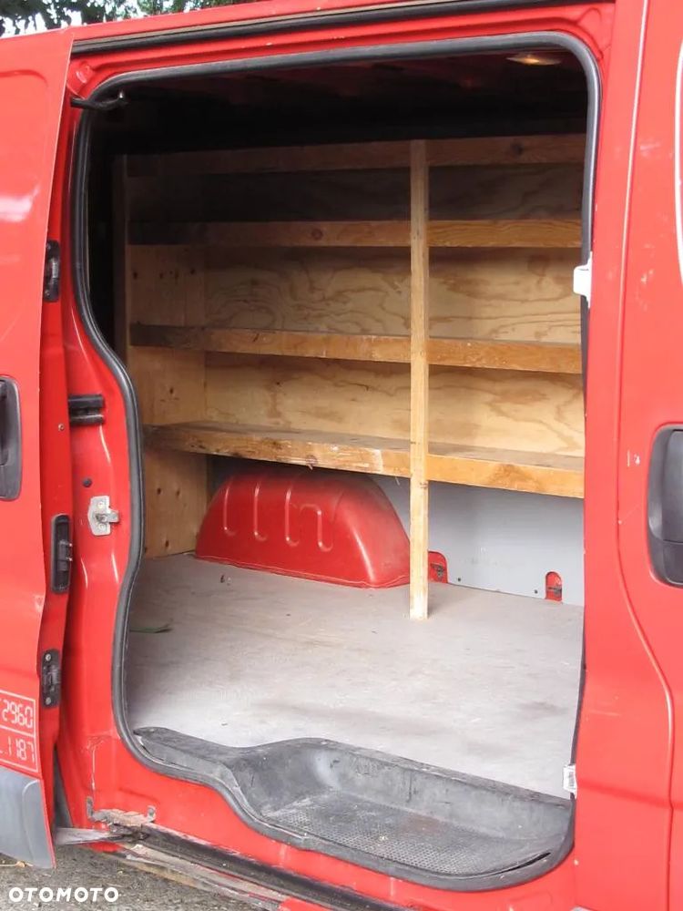 Renault Trafic - 8