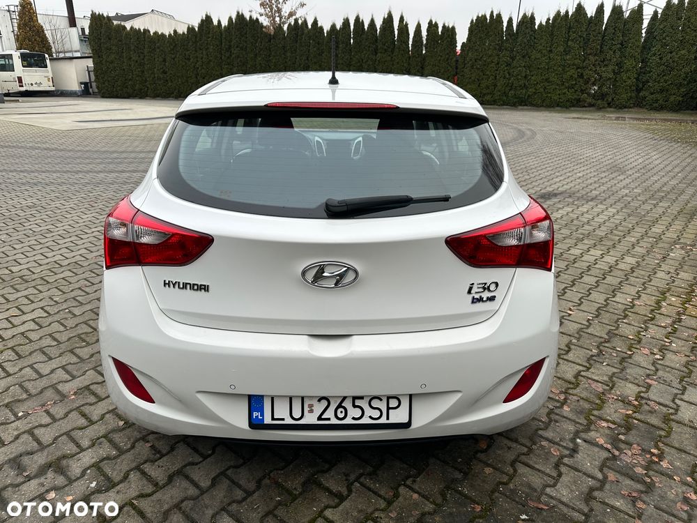 Hyundai i30 blue 1.6 GDI Passion - 25