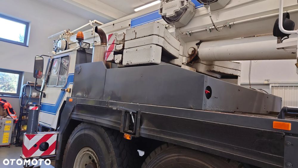 Liebherr LIEBHERR LTM1050 - 17