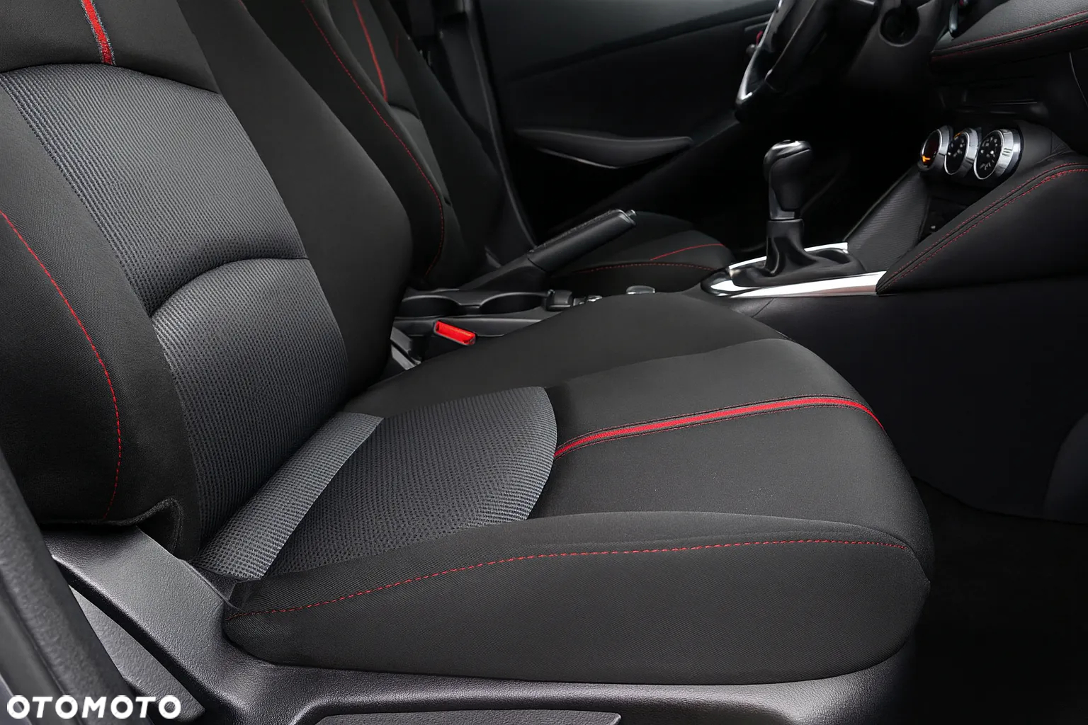 Mazda 2 SKYACTIV-G 115 KIZOKU INTENSE - 12