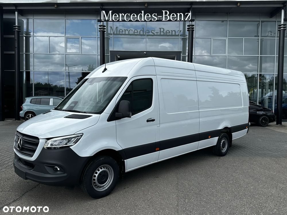 Mercedes-Benz Sprinter - 2