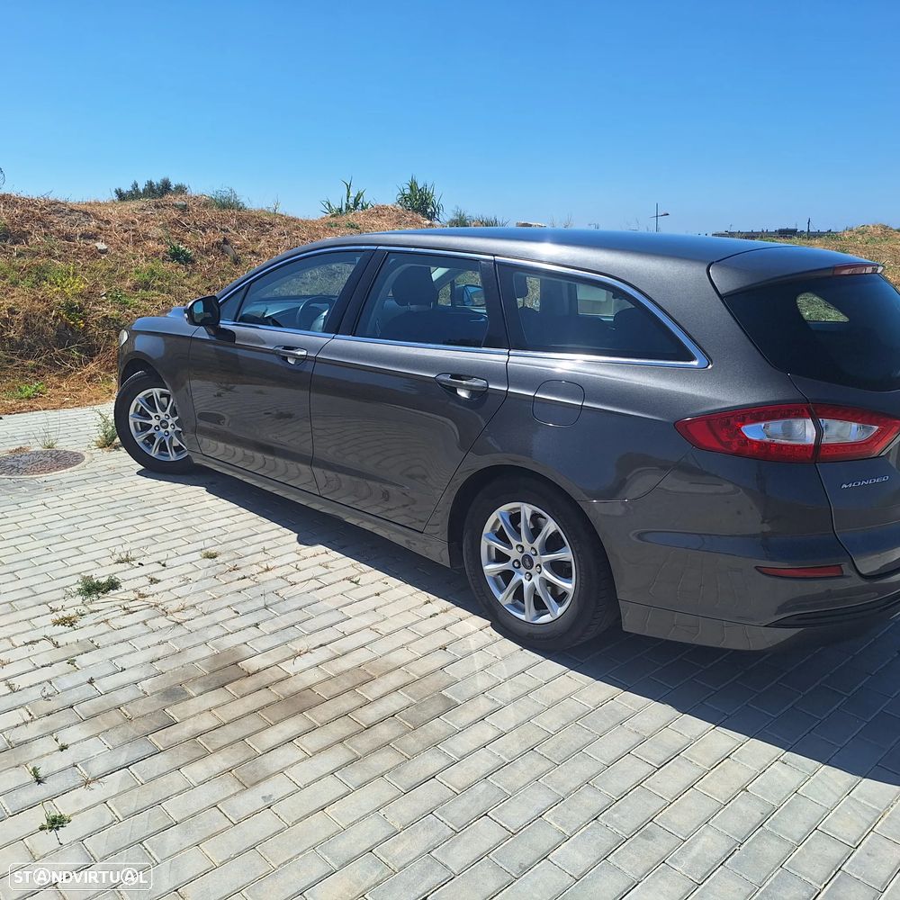 Ford Mondeo SW 1.5 TDCi Business ECOnetic - 4