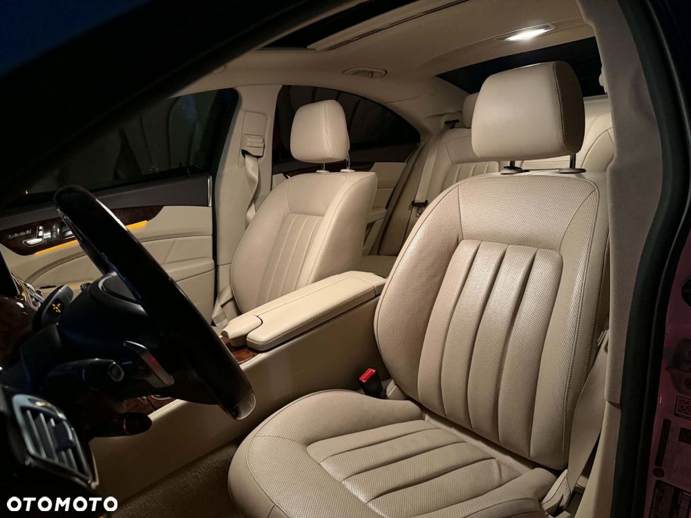 Mercedes-Benz CLS - 14