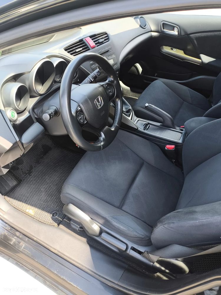 Honda Civic 1.4 Sport - 11