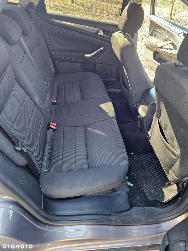 Ford Mondeo 2.0 TDCi Titanium S - 12