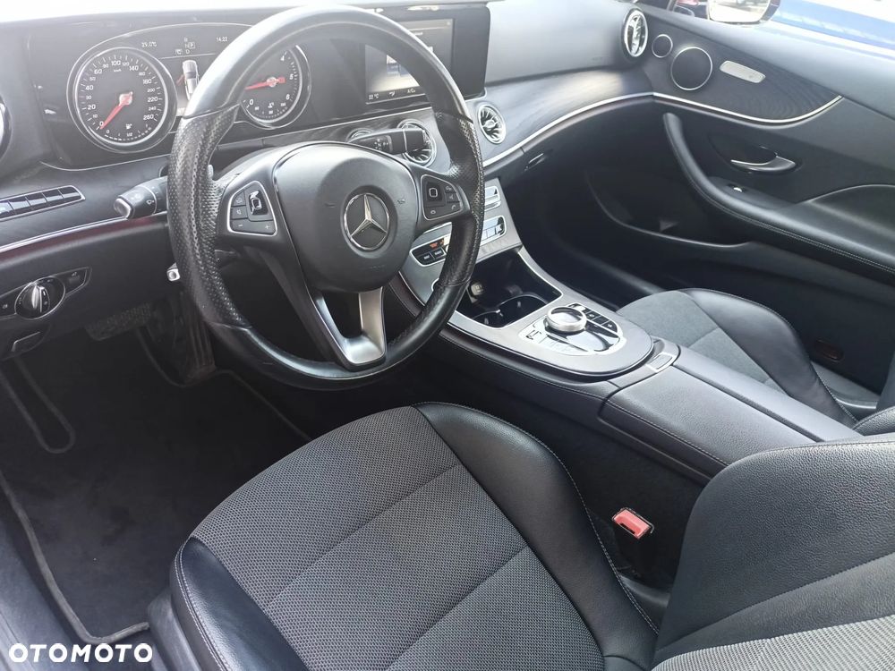 Mercedes-Benz Klasa E 220 d Coupe 9G-TRONIC Avantgarde - 12
