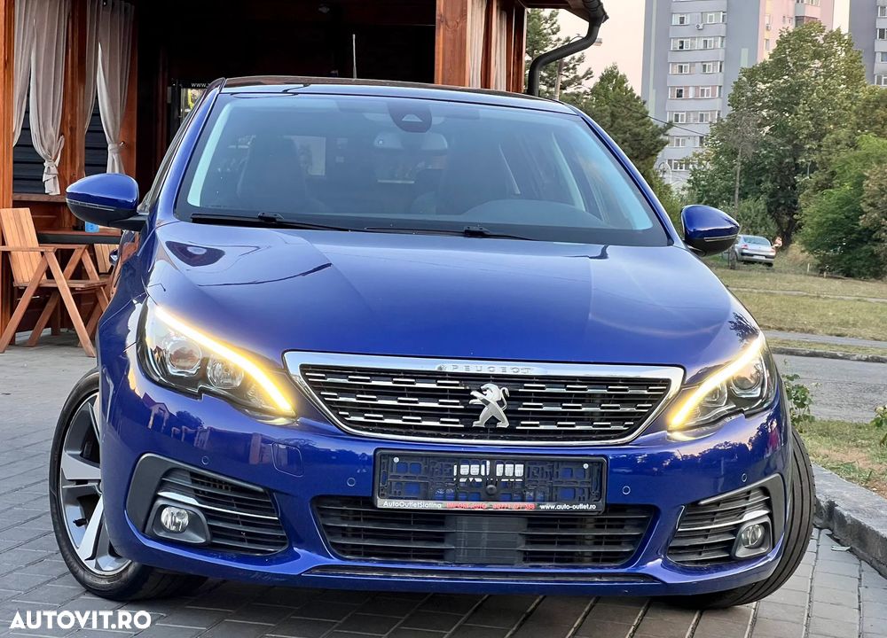 Peugeot 308 1.2 L PureTech Turbo S&S Allure - 18