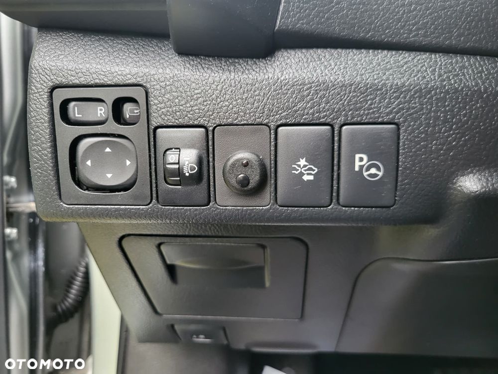 Toyota Auris Hybrid 135 Premium - 4