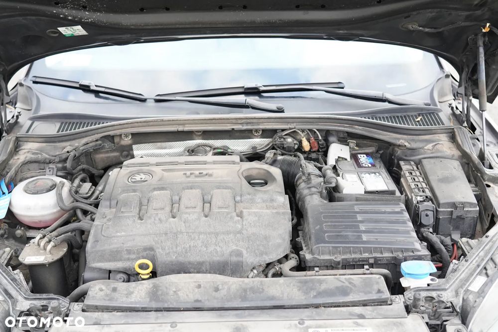 Skoda Superb 2.0 TDI Style DSG - 15