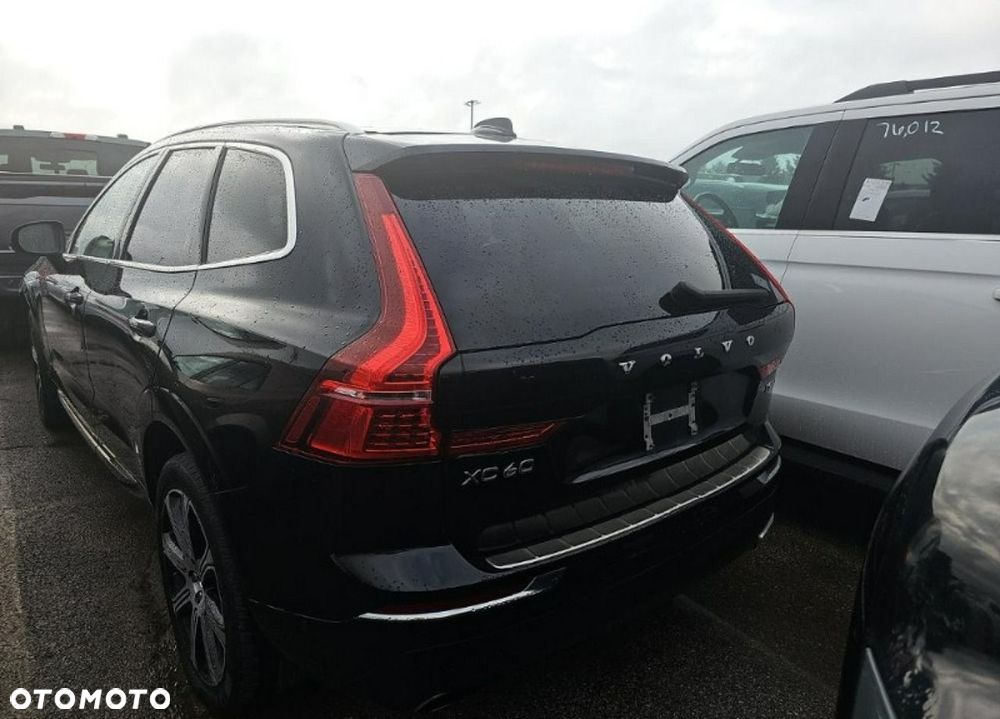 Volvo XC 60 T5 AWD Inscription - 4