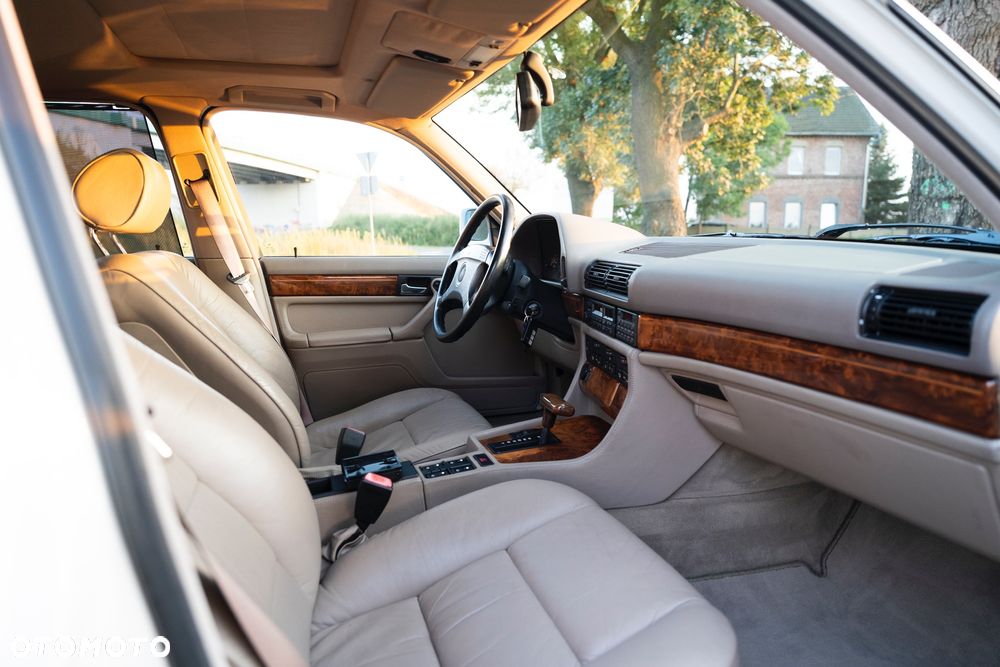 BMW Seria 7 750iL - 21