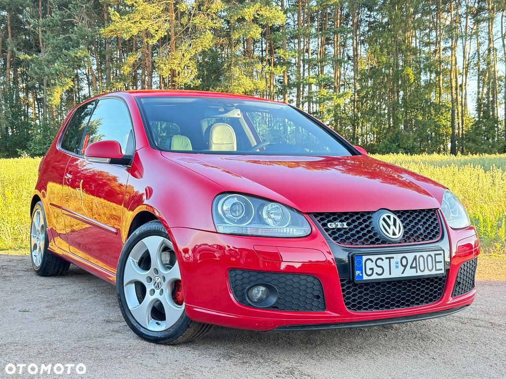 Volkswagen Golf 2.0 TSI GTI - 1