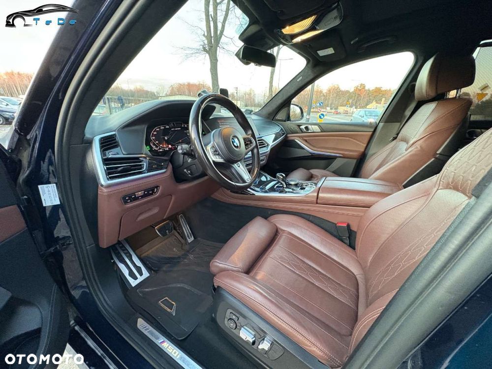 BMW X7 M50i sport - 14