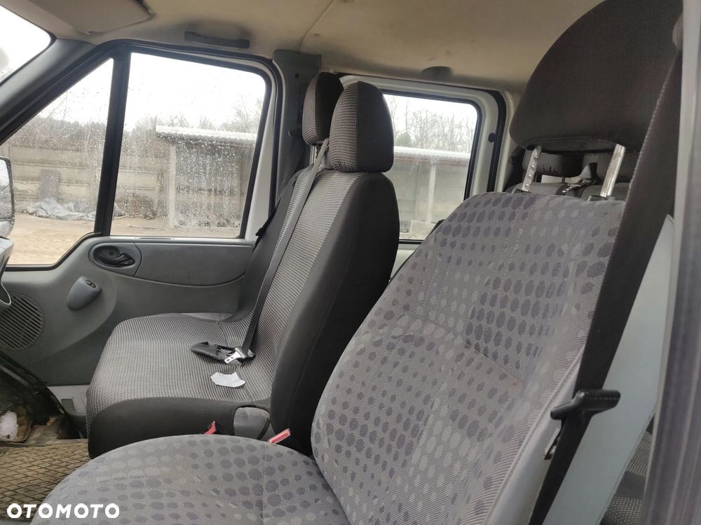 Ford Transit - 9