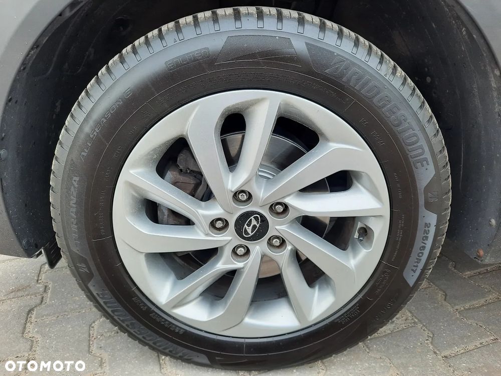 Hyundai Tucson 1.6 T-GDI GO Plus 2WD - 12