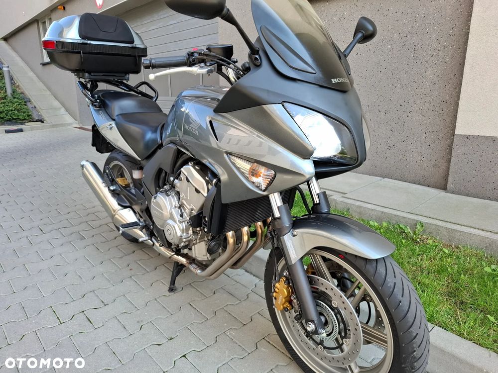 Honda CBF - 28