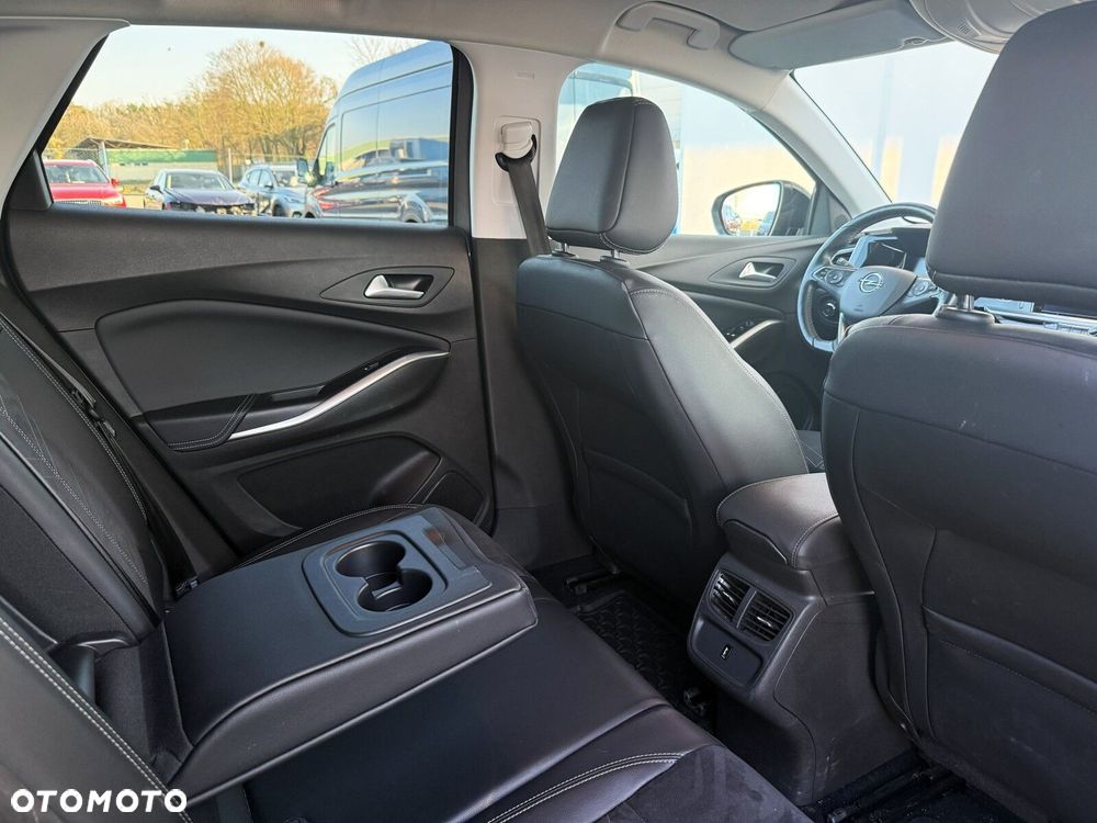 Opel Grandland 1.2 T GS Line S&S - 30