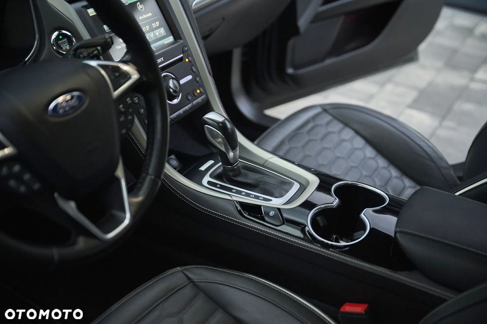 Ford Mondeo 2.0 TDCi STart-Stopp PowerShift-Aut Vignale - 24