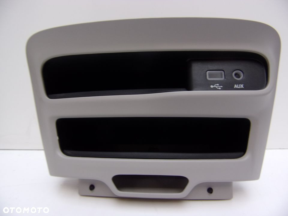 CHRYSLER PACIFICA 16- PANEL USB AUX 6EM051D2AD - 2