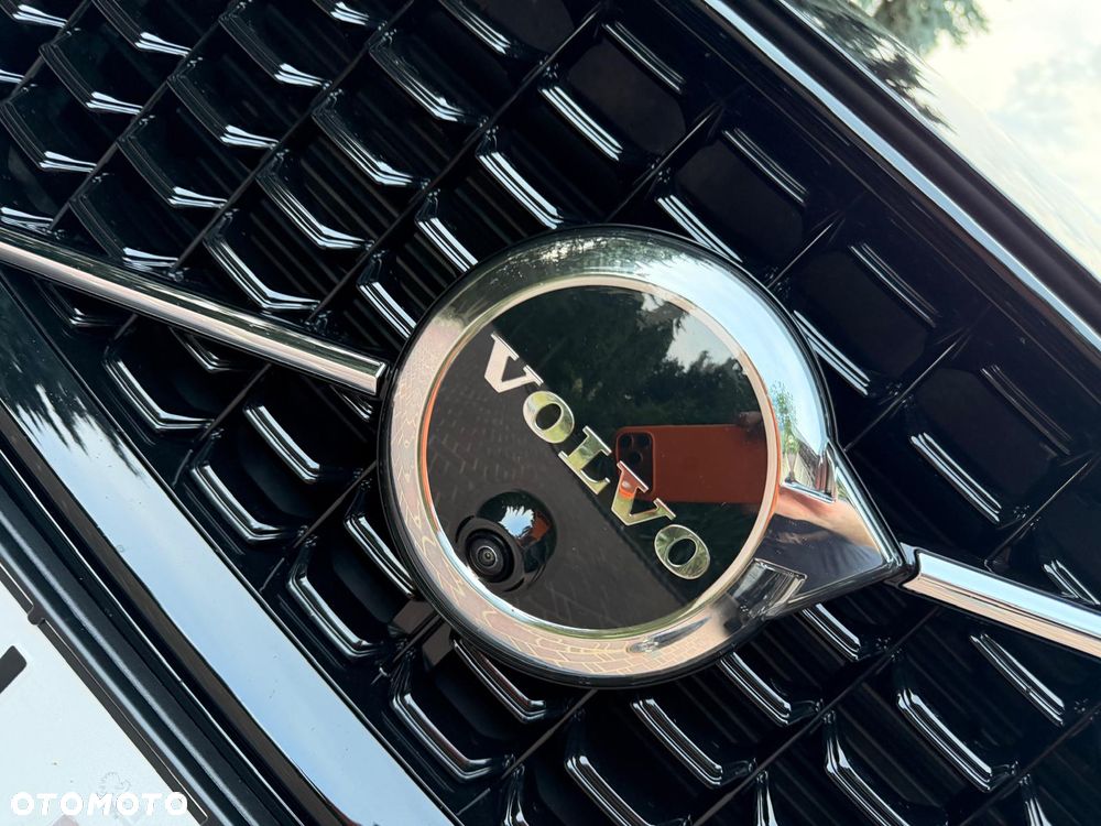 Volvo XC 60 B4 D Geartronic RDesign - 22