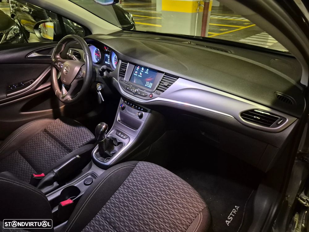 Opel Astra 1.0 Dynamic Sport S/S - 32