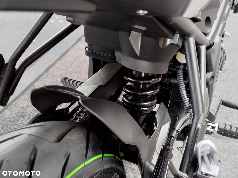 QJMOTOR TRX 125 - 33