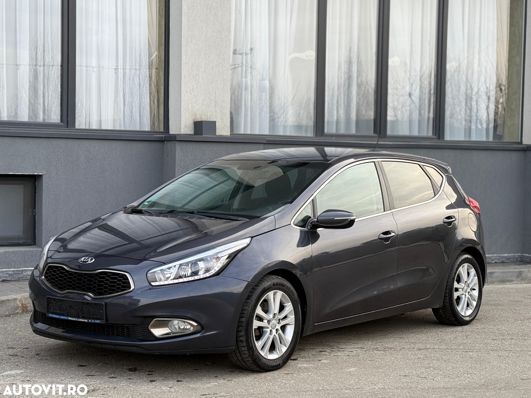 Kia Ceed - 5
