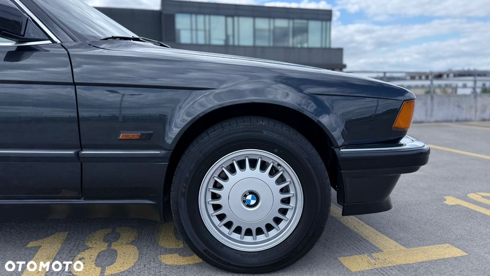 BMW Seria 7 730iL - 6