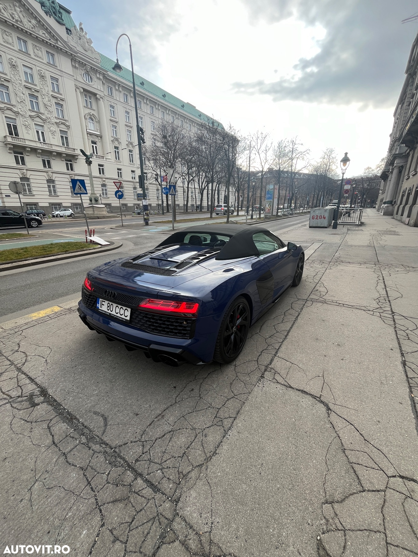 Audi R8 - 8
