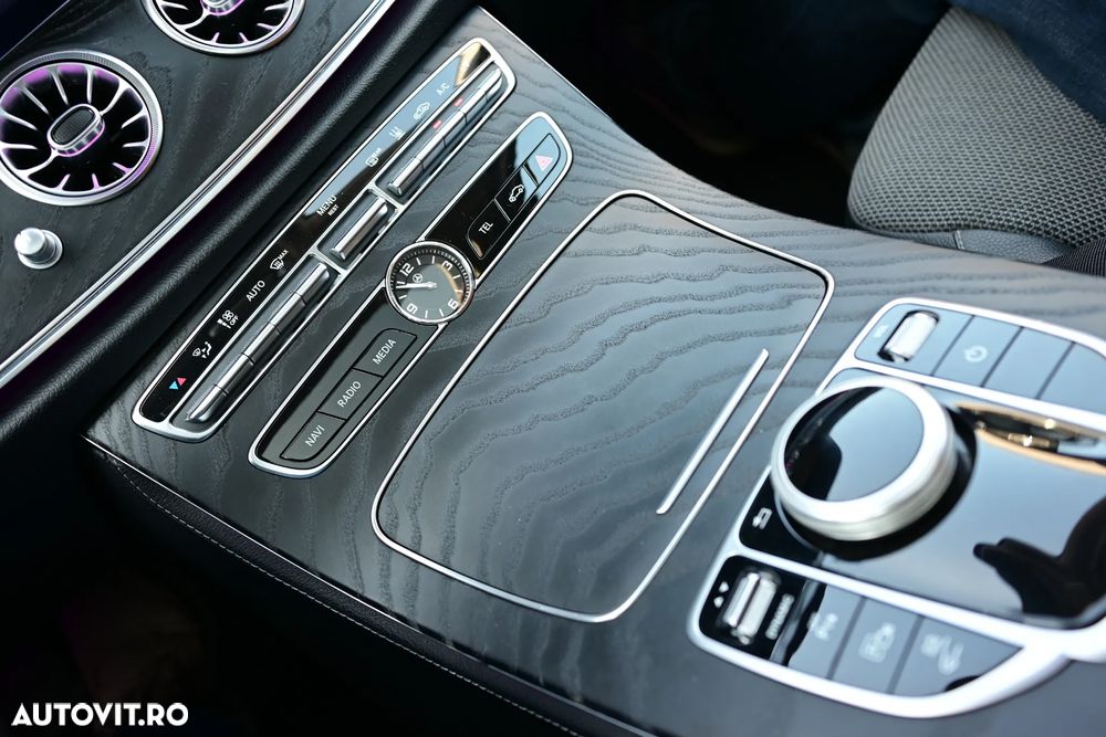 Mercedes-Benz E - 15