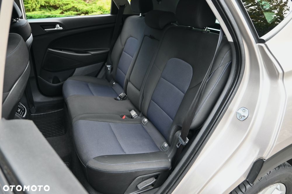 Hyundai Tucson 1.7 CRDI BlueDrive Comfort 2WD - 27