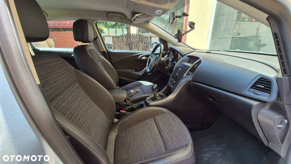 Opel Astra 1.4 T Enjoy EU6 - 13