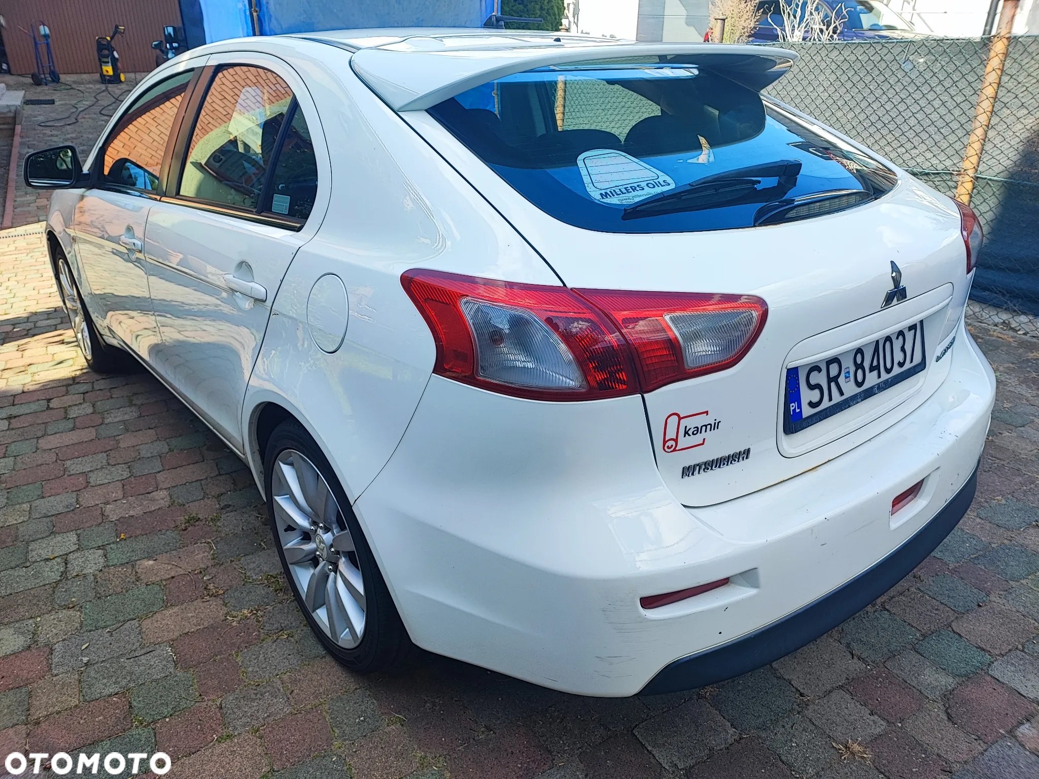 Mitsubishi Lancer 1.8 Invite - 4