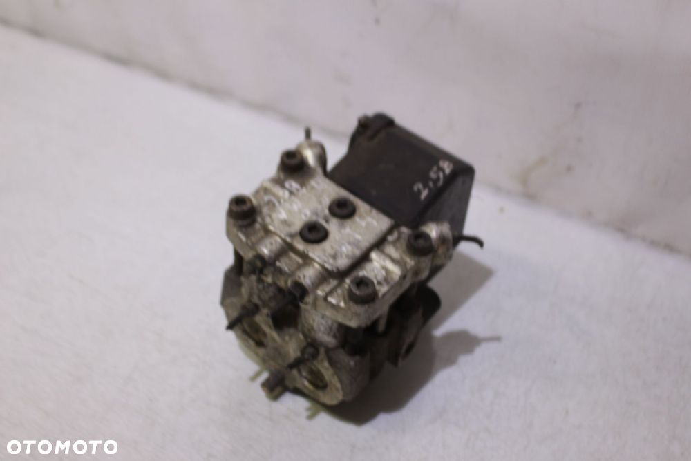 POMPA ABS VOLKSWAGEN TRANSPORTER T4 2.5 701614111  0265201037 - 5