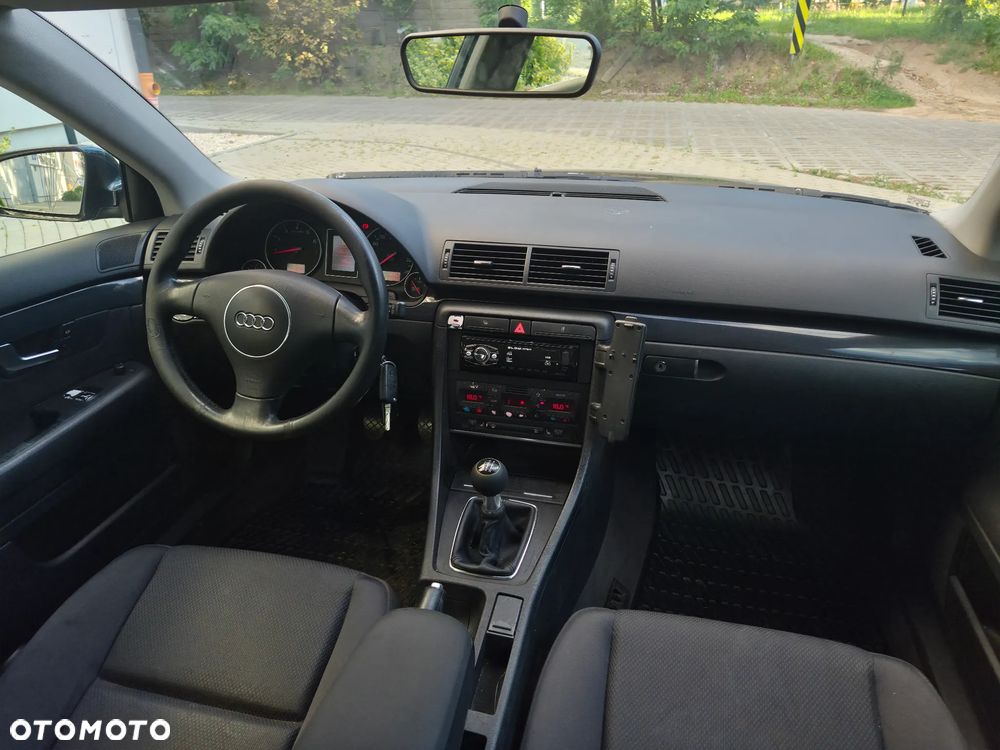 Audi A4 Avant - 12