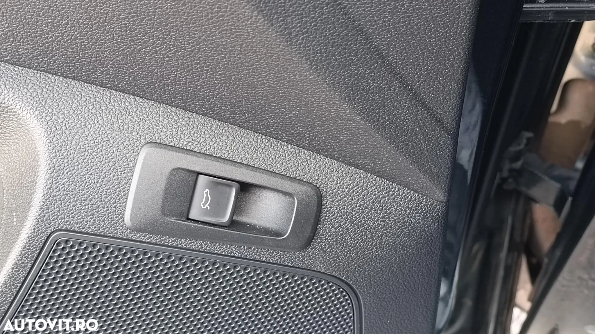 Skoda Karoq 2.0 TDI 4X4 DSG Ambition - 10