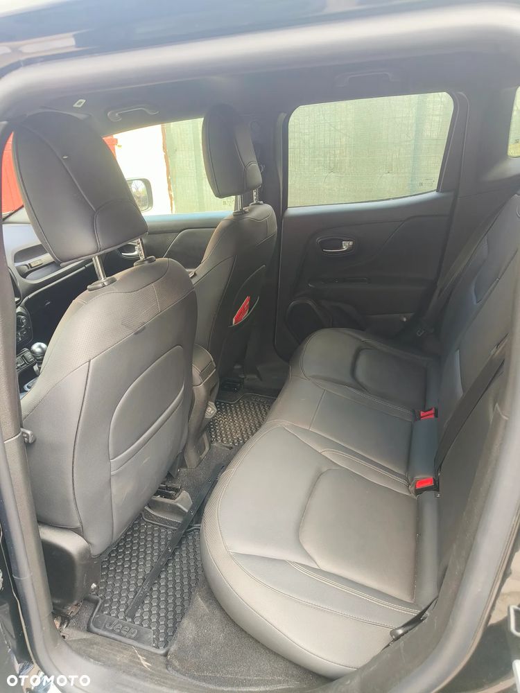 Jeep Renegade 1.0 T-GDI 80th Anniversary - 30