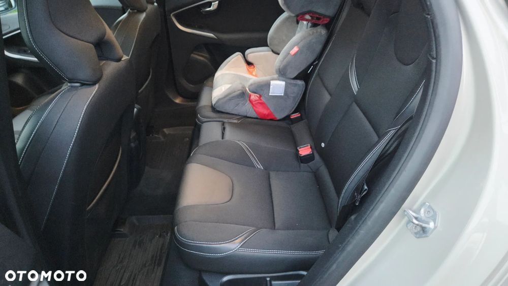 Volvo V40 D3 Drive-E SCR Kinetic - 21