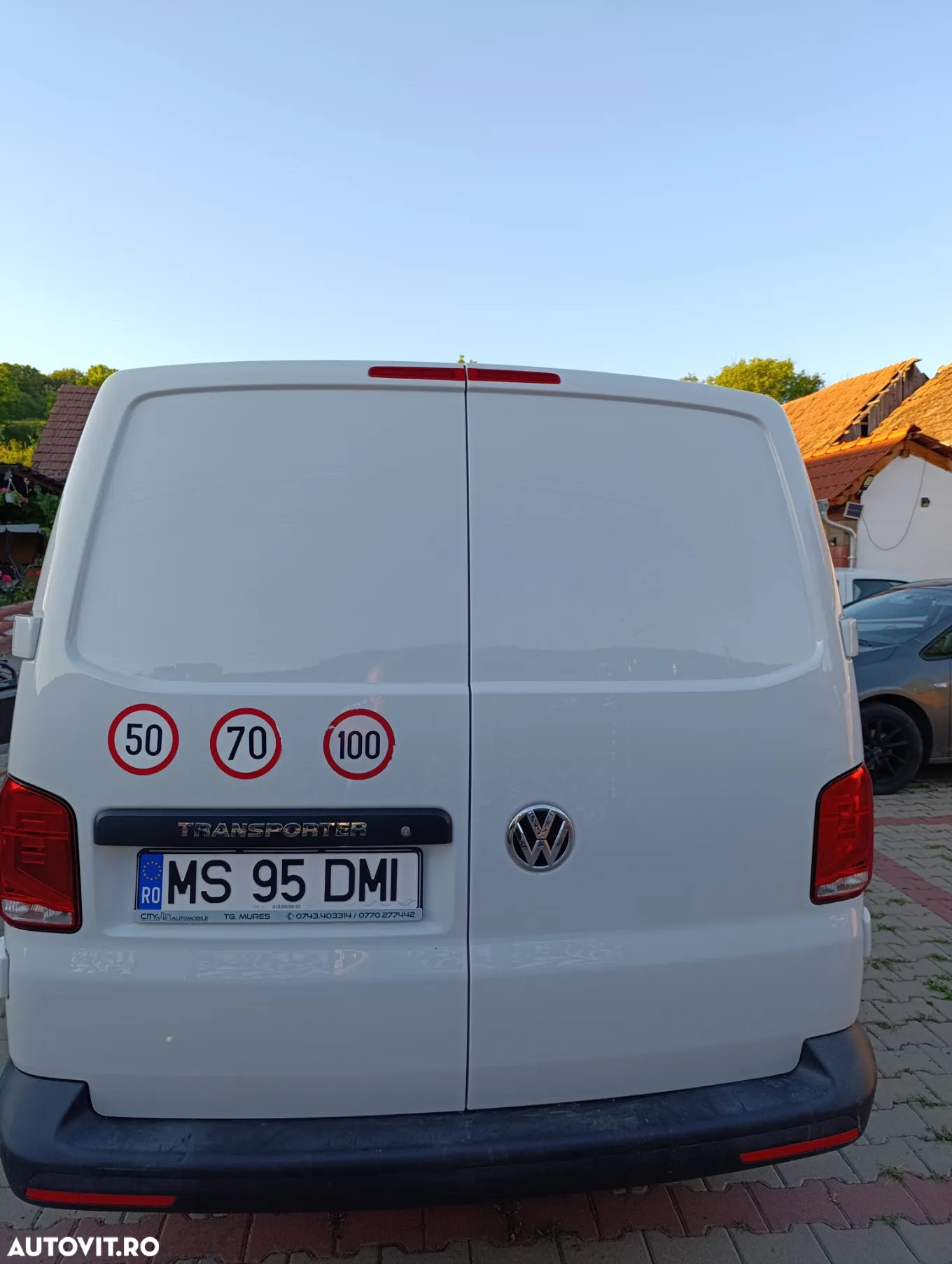 Volkswagen Transporter - 8