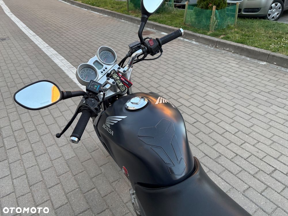 Honda CBF - 10