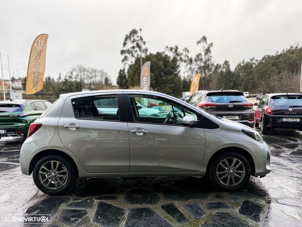 Toyota Yaris 1.0 VVT-i ACtive+AC - 9