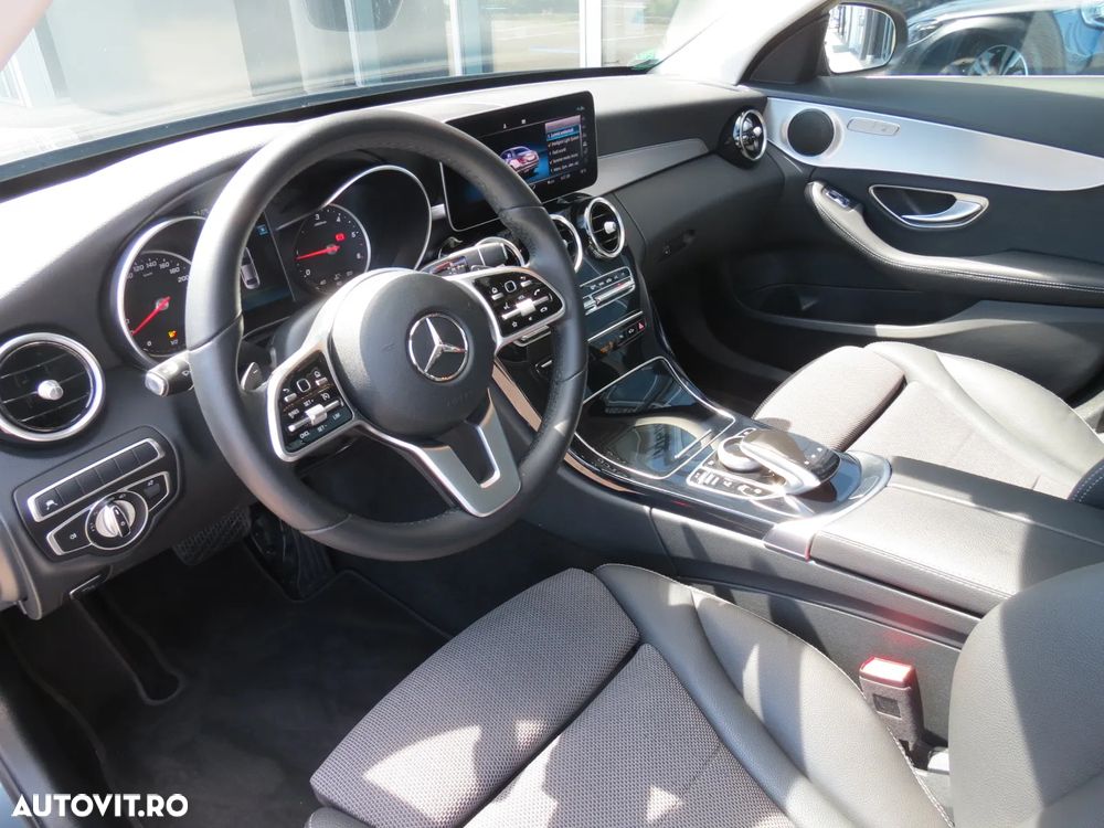 Mercedes-Benz C 220 d 4MATIC Aut - 11