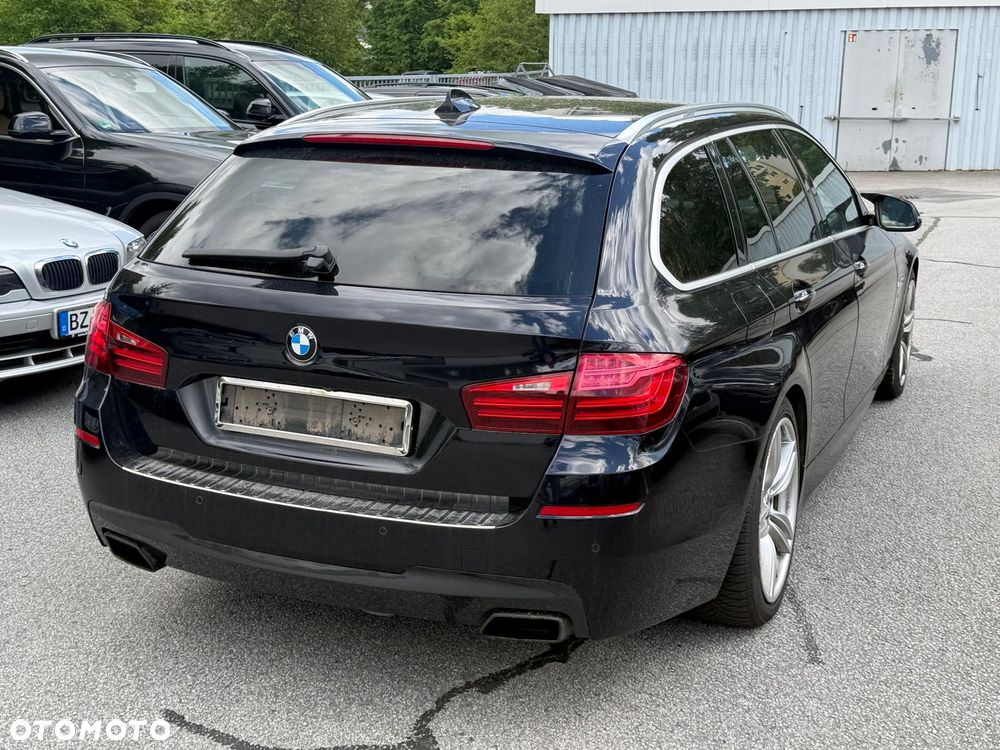 BMW Seria 5 M550d xDrive Sport-Aut - 3