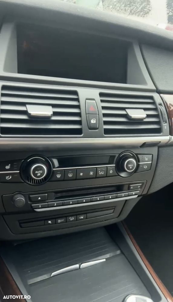 BMW X5 xDrive40d - 24