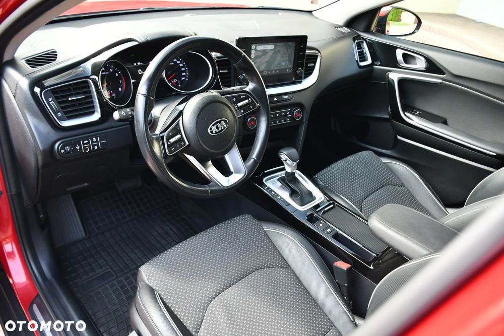 Kia XCeed 1.4 T-GDI OPF DCT7 PLATINUM EDITION - 18