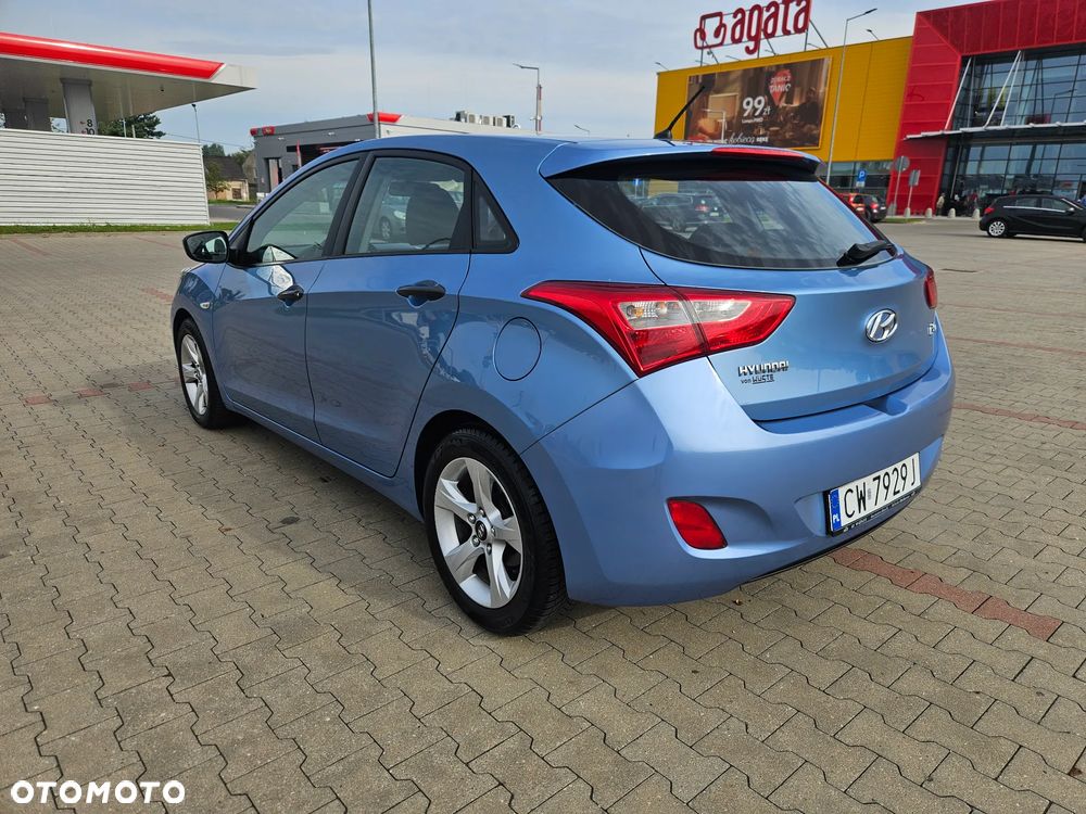Hyundai i30 1.4 Style - 11