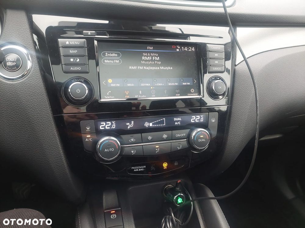 Nissan Qashqai 1.3 DIG-T TEKNA - 10