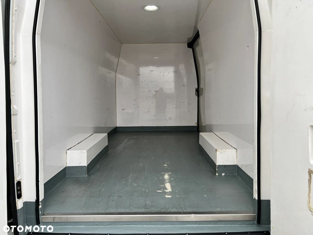 Iveco Daily 35S14 - 11